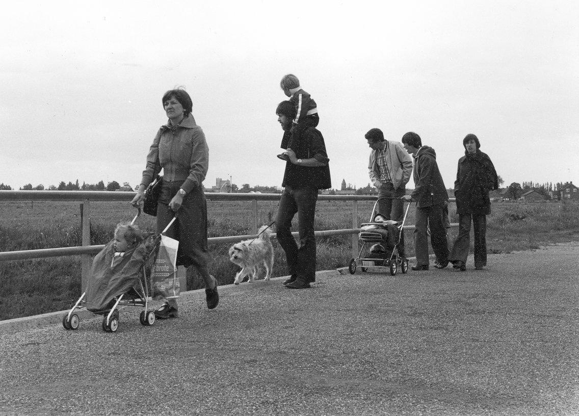 30-5-1977b.jpg