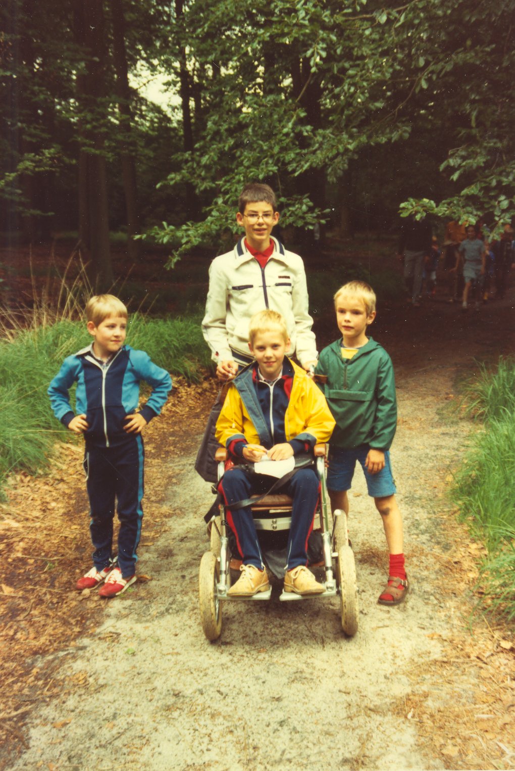 13-6-1982e.jpg