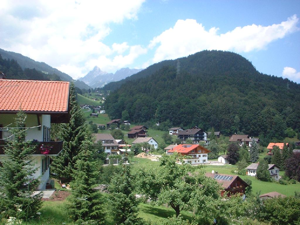 DSCF0003.JPG